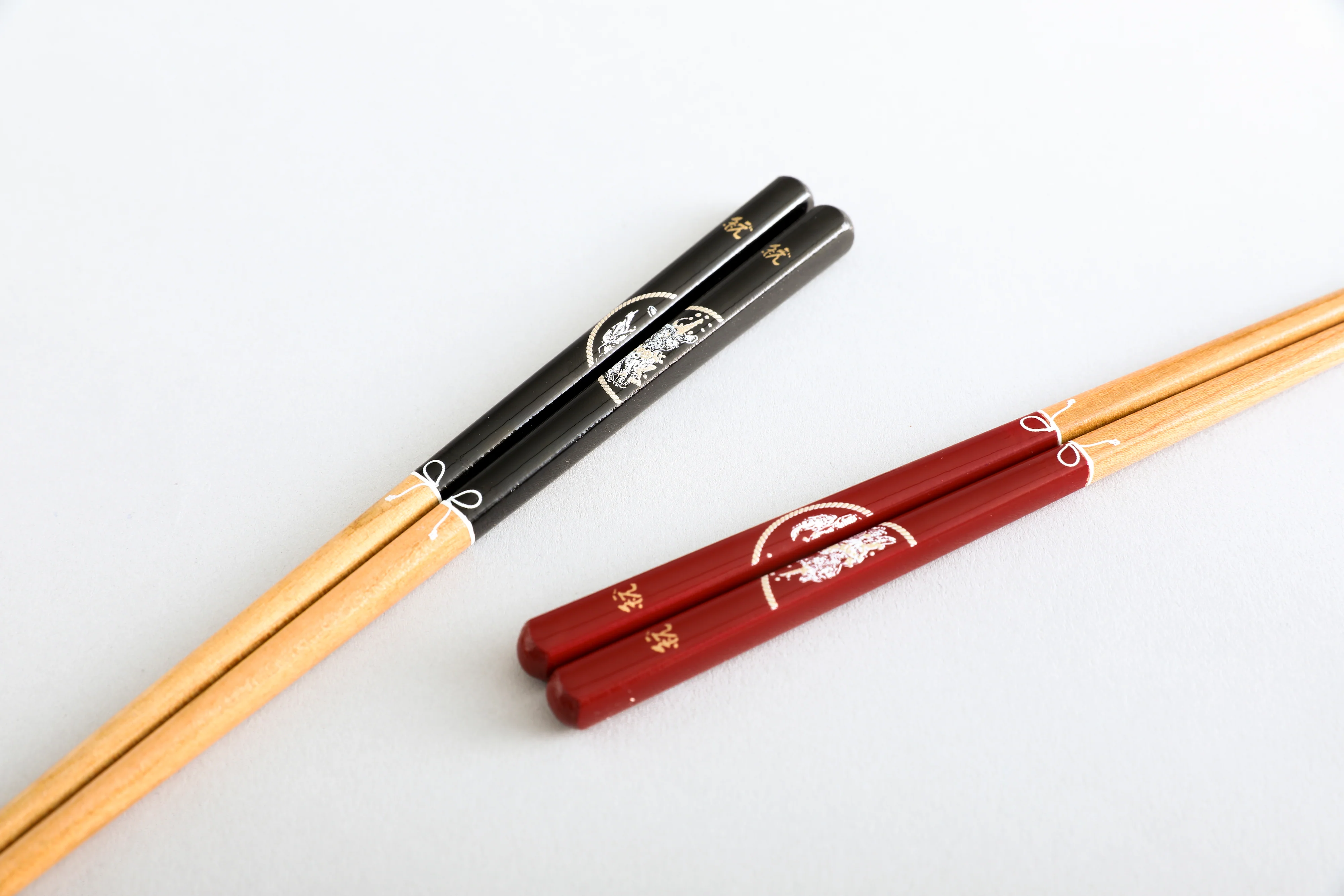 Contemporary Artist Miwa Komatsu × Hiranoya Enmusubi Chopsticks 2-Pair Set (Goods) - Image 4